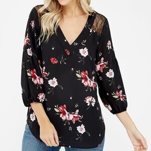 Kismet 3/4 Sleeve Blouse with Floral Print Size Extra Small